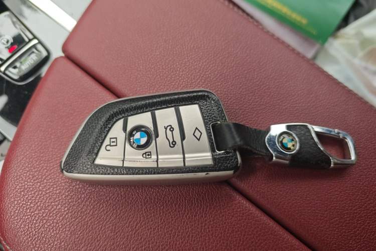 Used BMW 5 Series 2021 525Li M Sport Package Vehicle Key