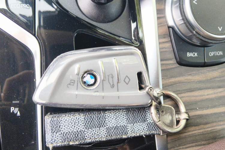 Used BMW 5 Series 2021 530Li Leading Luxury Package Vehicle Key