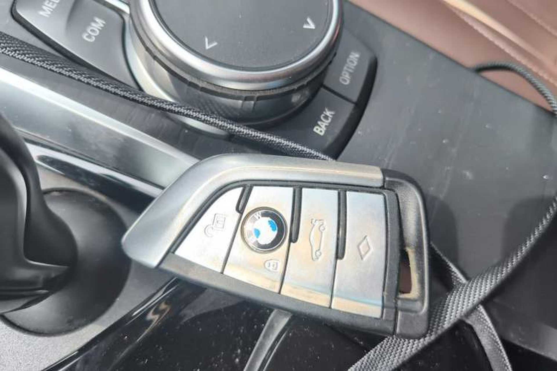 Used BMW 5 Series 2021 530Li Luxury Edition M Sport Package Vehicle Key