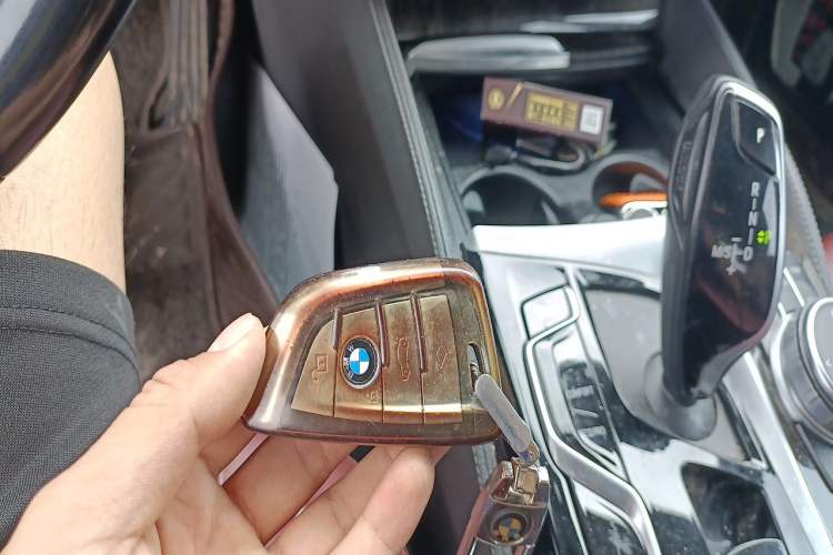 Used BMW 5 Series 2021 530Li Leading Luxury Package Vehicle Key
