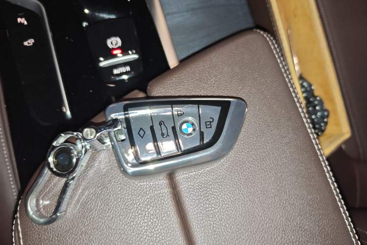 Used BMW 5 Series 2021 530Li Leading Model M Sport Package Vehicle Key