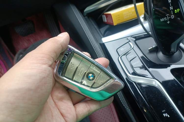 Used BMW 5 Series 2021 530Li Leading Model M Sport Package Vehicle Key