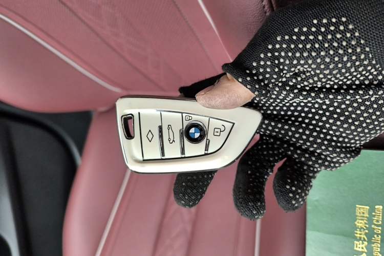 Used BMW 5 Series 2021 525Li M Sport Package Vehicle Key