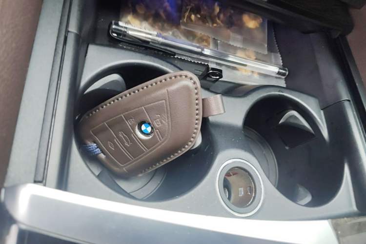 Used BMW 5 Series 2021 530Li Luxury Edition M Sport Package Vehicle Key