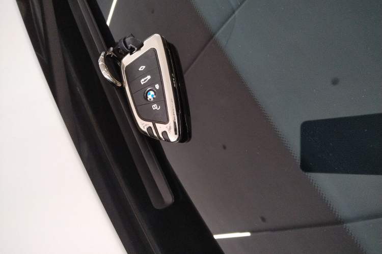 Used BMW 5 Series 2021 Updated Version 525Li Luxury Package Vehicle Key