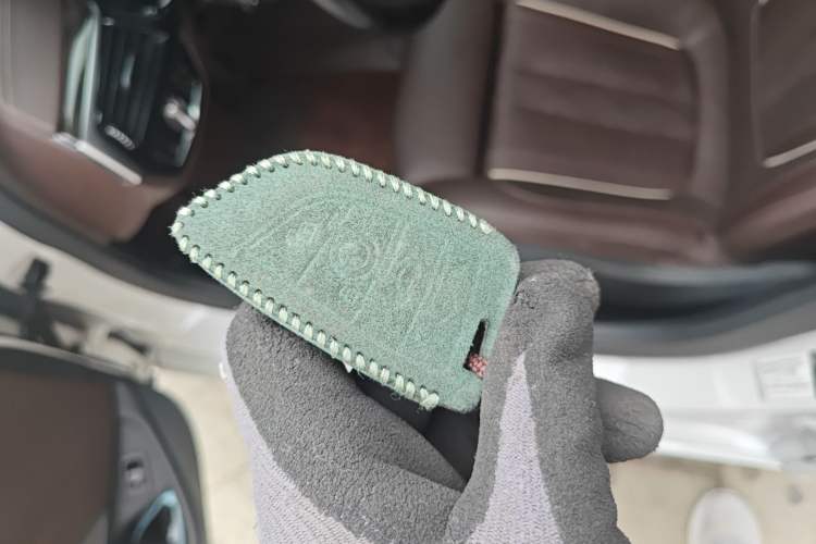 Used BMW 5 Series 2021 530Li Luxury Edition Premium Package Vehicle Key