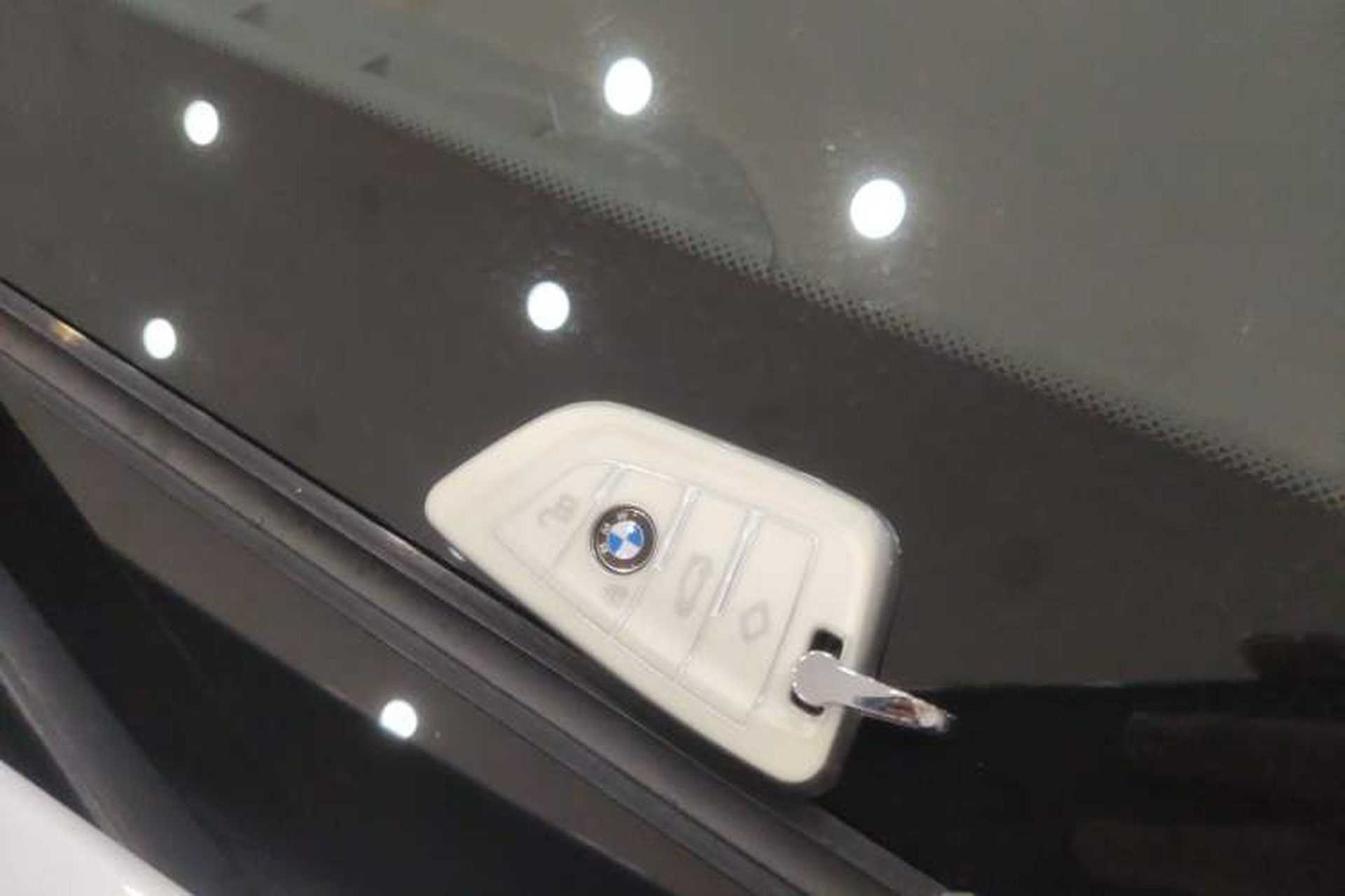 Used BMW 5 Series 2021 525Li Luxury Package Vehicle Key