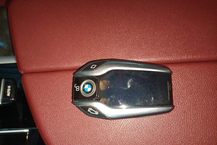 Used BMW 5 Series 2021 525Li M Sport Package Vehicle Key
