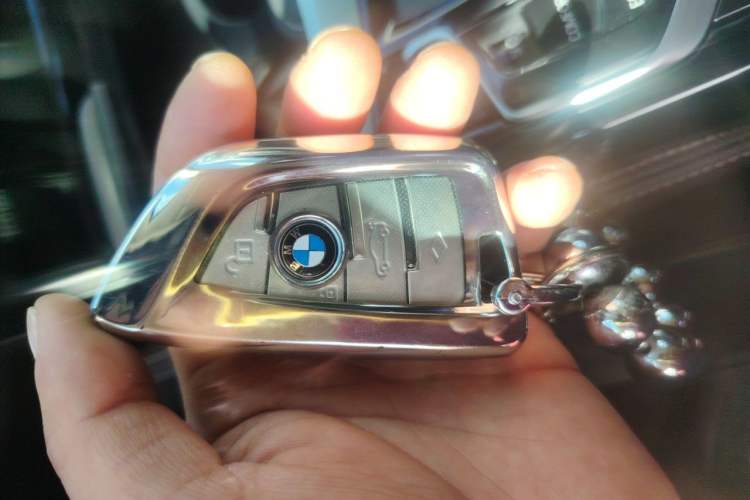 Used BMW 5 Series 2021 525Li Luxury Package Vehicle Key
