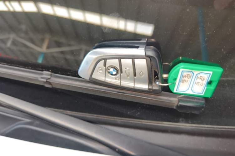 Used BMW 5 Series 2021 530Li Leading Luxury Package Vehicle Key