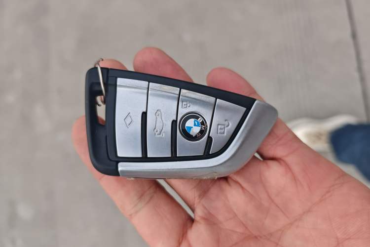 Used BMW 5 Series 2021 530Li Leading Luxury Package Vehicle Key