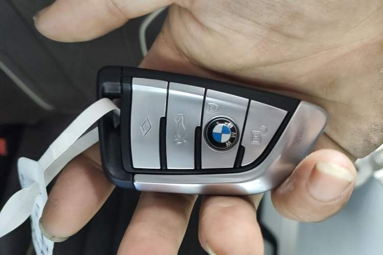 Used BMW 5 Series 2021 525Li Luxury Package Vehicle Key