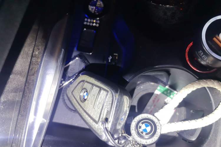 Used BMW 5 Series 2021 525Li M Sport Package Vehicle Key
