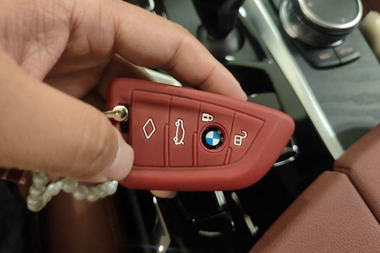 Used BMW 5 Series 2021 530Li Leading Model M Sport Package Vehicle Key