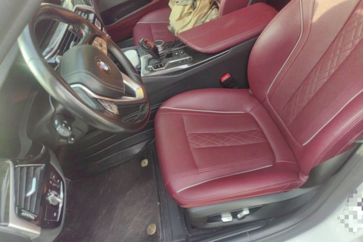 Used BMW 5 Series 2021 525Li Luxury Package Left Front Seat