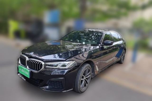 Ojetý BMW 5 Series 2022 Second Facelift 525Li M Sport Package
