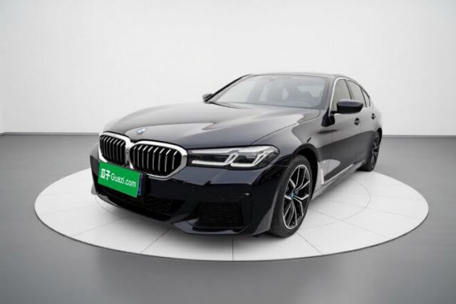 Ojetý BMW 5 Series 2022 Second Facelift 530Li Luxury Version M Sport Package