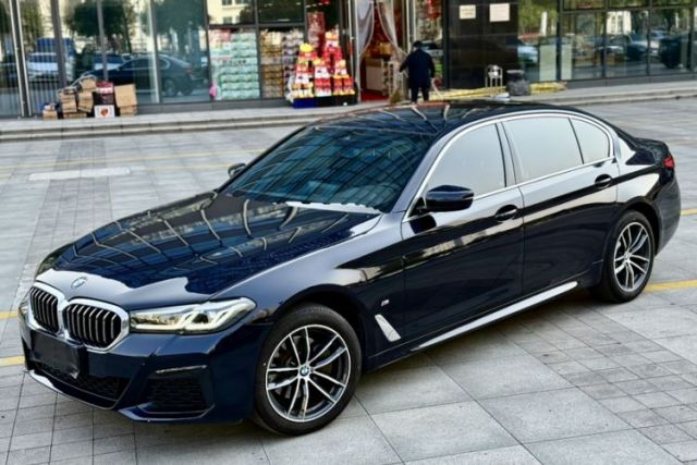Used BMW 5 Series 2022 Second Facelift 525Li M Sport Package