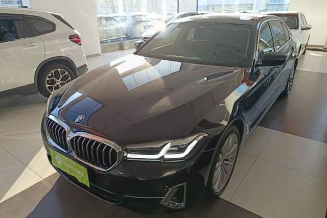BMW 5 Series 2022 Updated 530Li Luxury Edition Premium Package usado