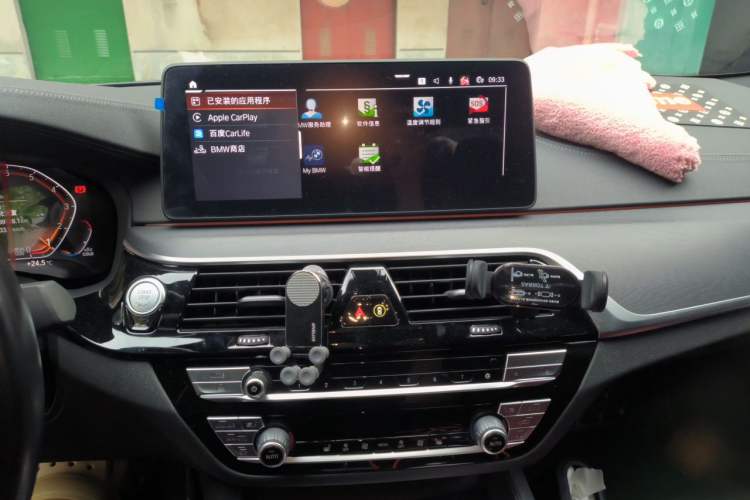 Used BMW 5 Series 2022 Second Facelift 530Li Leading Edition Luxury Package Audio And AC Panel