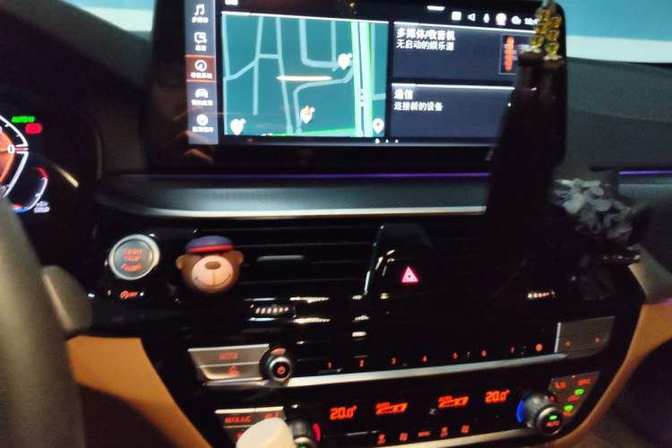 Used BMW 5 Series 2022 Restyled 525i M Sport Package Audio And AC Panel