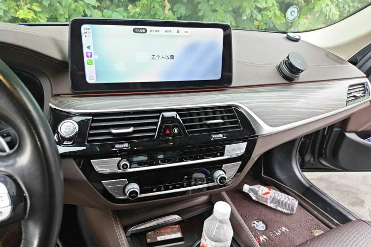 Used BMW 5 Series 2022 Updated 530Li Leading Edition Luxury Package Audio And AC Panel