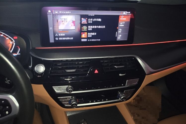 Used BMW 5 Series 2022 Second Facelift 525i M Sport Package Audio And AC Panel