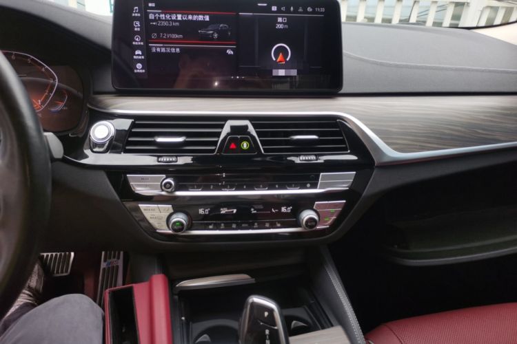 Used BMW 5 Series 2022 Updated 530Li Leading Edition Luxury Package Audio And AC Panel