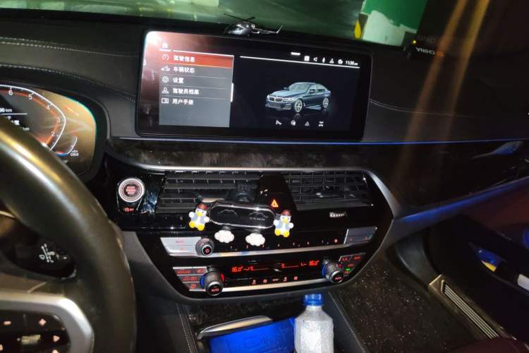 Used BMW 5 Series 2022 Restyled 525Li M Sport Package Audio And AC Panel