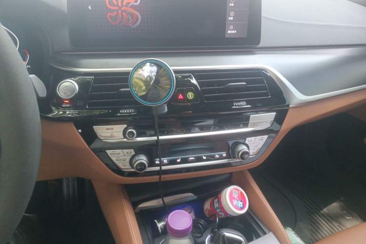 Used BMW 5 Series 2022 Restyled 540i Luxury Edition M Sport Package Audio And AC Panel
