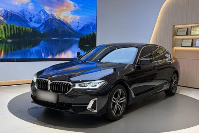 Used BMW 5 Series 2022 Restyled 525Li Luxury Package