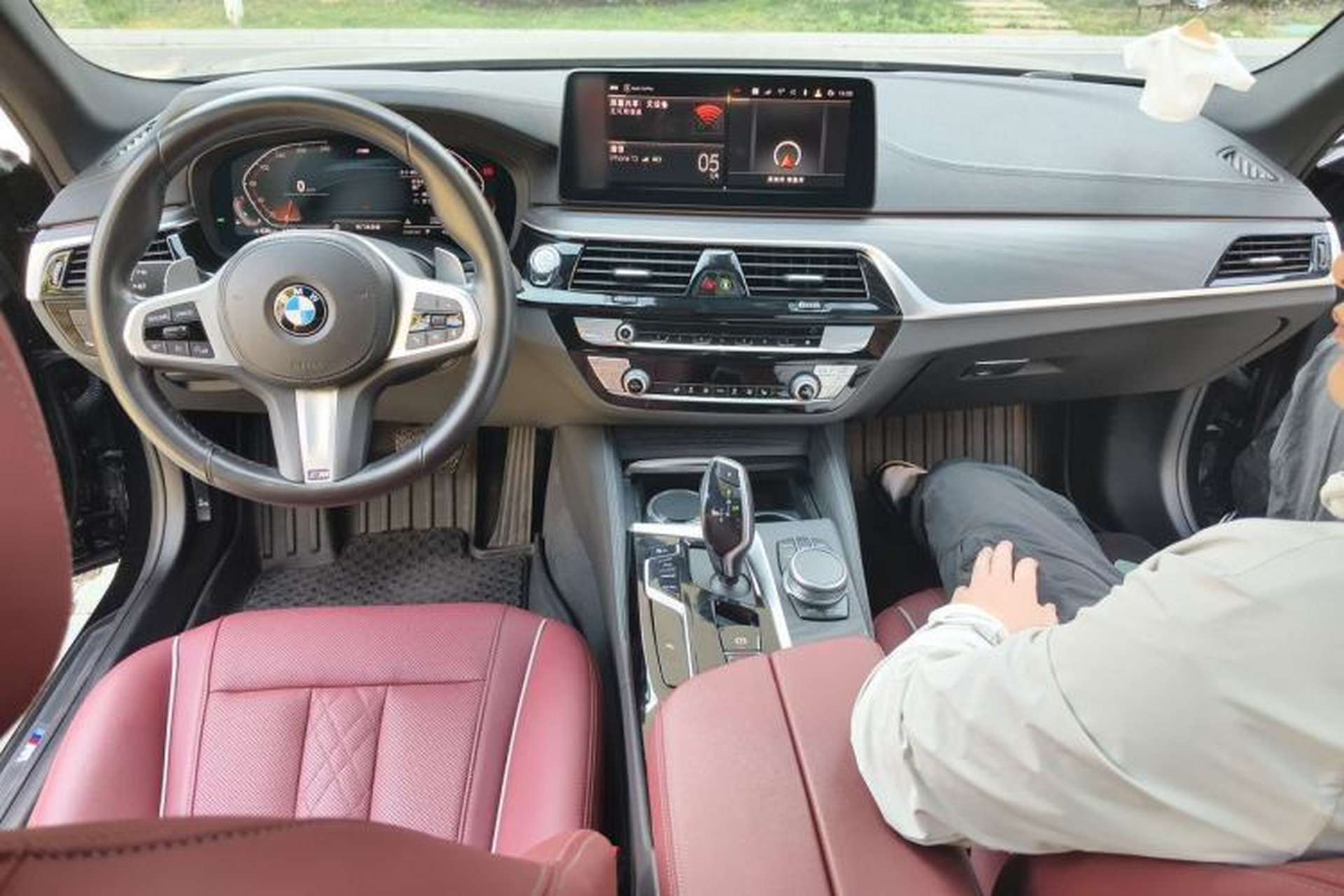 Used BMW 5 Series 2022 530Li Leading Model M Sport Package Center Console