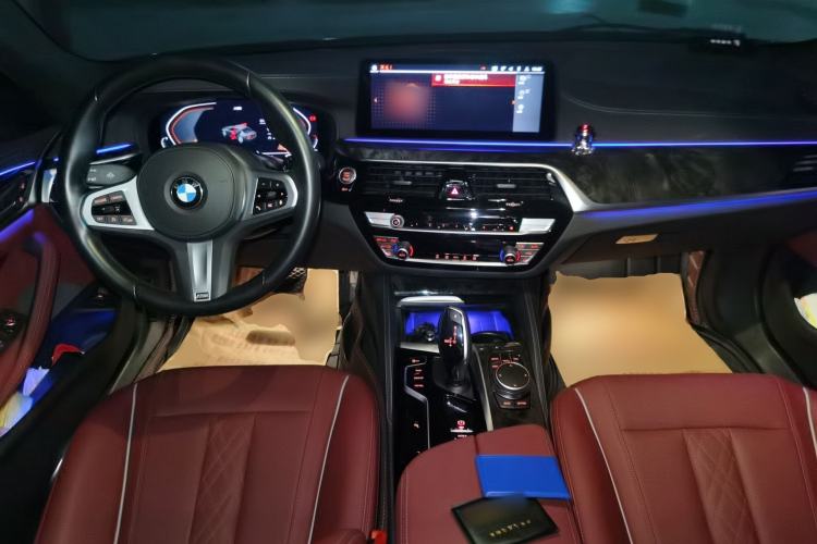 Used BMW 5 Series 2022 Restyled 525Li M Sport Package Center Console