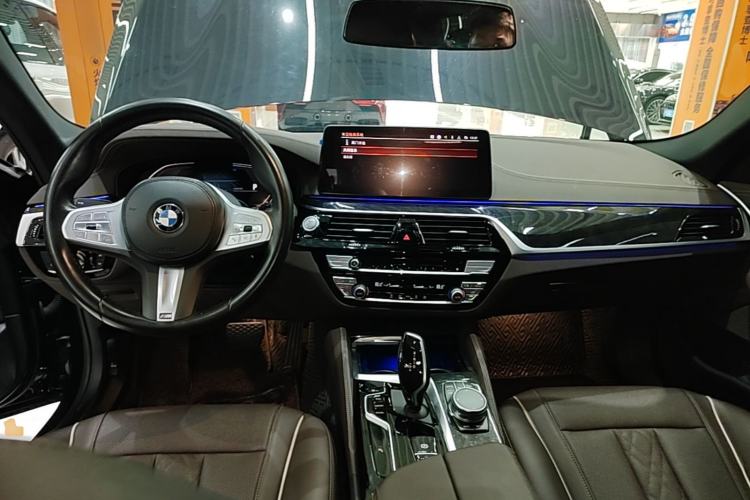 Used BMW 5 Series 2022 Restyled 525Li M Sport Package Center Console