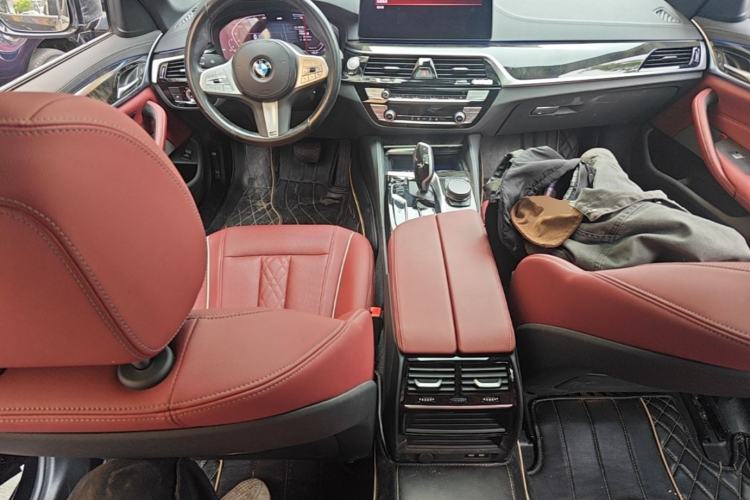 Used BMW 5 Series 2022 Second Facelift 525Li M Sport Package Center Console