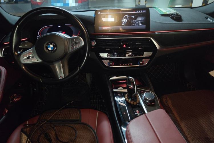 Used BMW 5 Series 2022 Second Facelift 525Li M Sport Package Center Console
