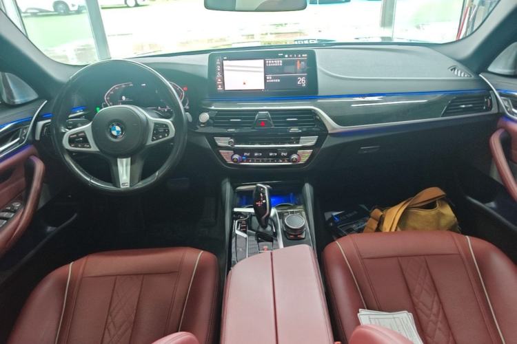 Used BMW 5 Series 2022 Restyled 525Li M Sport Package Center Console