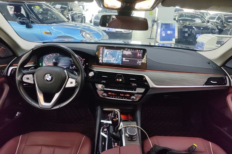 Used BMW 5 Series 2022 Second Facelift 530Li Leading Edition Luxury Package Center Console