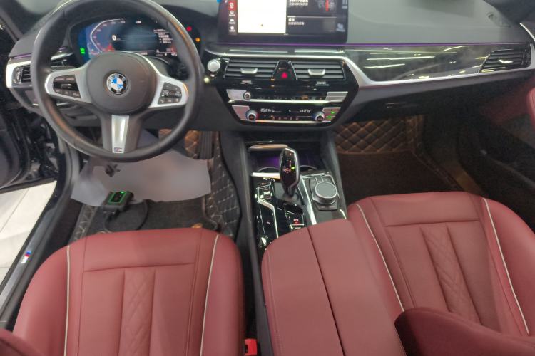 Used BMW 5 Series 2022 Restyled 525Li M Sport Package Center Console