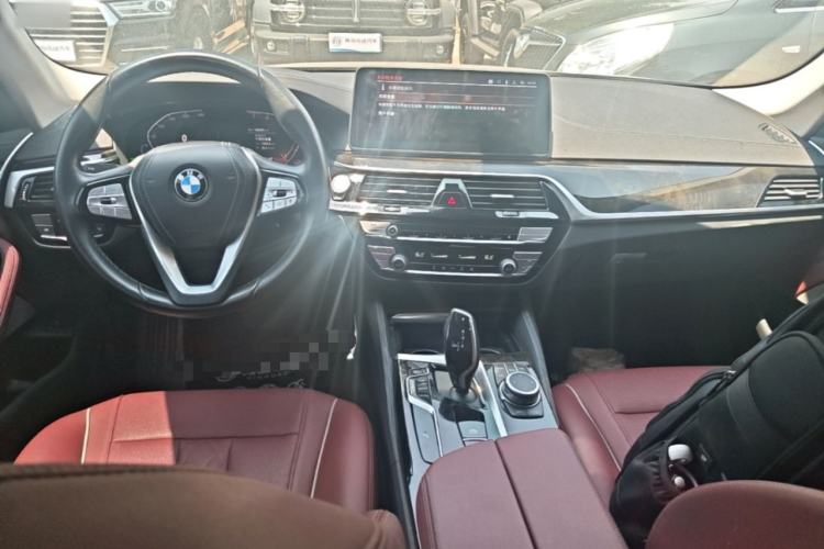 Used BMW 5 Series 2022 Restyled 525Li Luxury Package Center Console