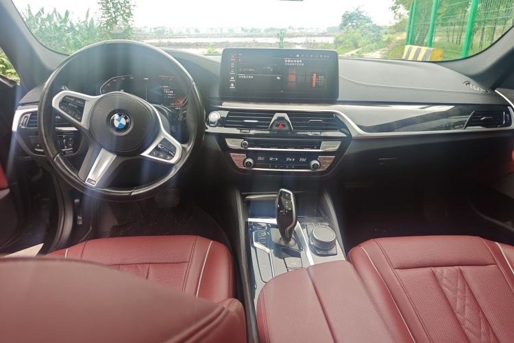 Used BMW 5 Series 2022 Restyled 525Li M Sport Package Center Console