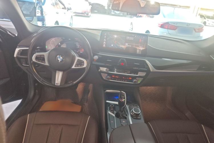 Used BMW 5 Series 2022 Restyled 525Li M Sport Package Center Console
