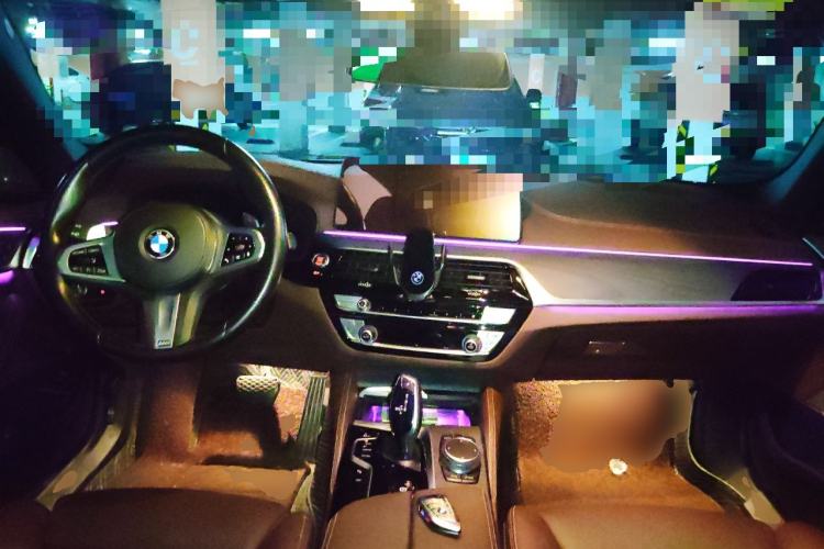 Used BMW 5 Series 2022 Revised Version 3 530Li Luxury Edition M Sport Package Center Console