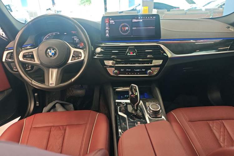 Used BMW 5 Series 2022 Restyled 525Li M Sport Package Center Console