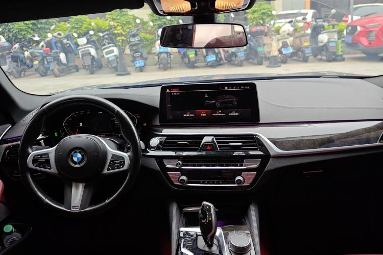 Used BMW 5 Series 2022 Restyled 525Li M Sport Package Center Console