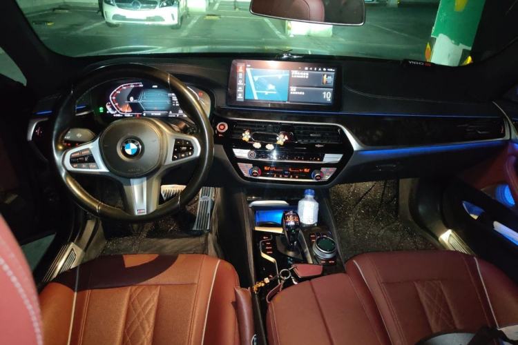 Used BMW 5 Series 2022 Restyled 525Li M Sport Package Center Console