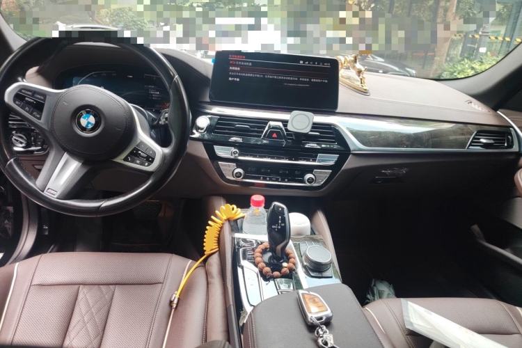 Used BMW 5 Series 2022 Restyled 525Li M Sport Package Center Console