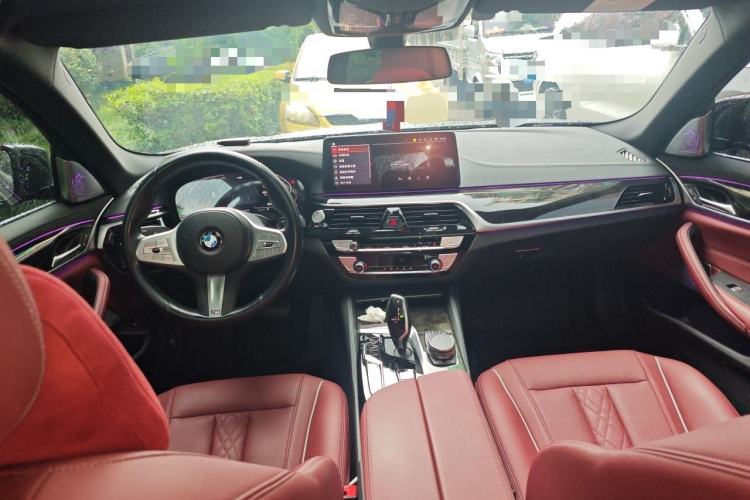 Used BMW 5 Series 2022 Second Facelift 525Li M Sport Package Center Console
