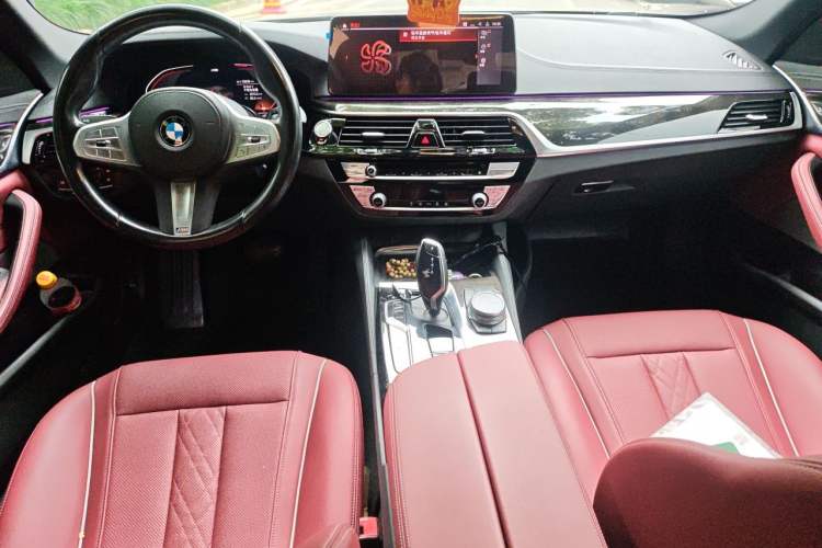 Used BMW 5 Series 2022 Restyled 525Li M Sport Package Center Console