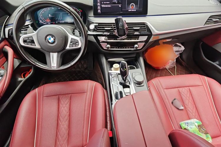 Used BMW 5 Series 2022 530Li Leading Model M Sport Package Center Console